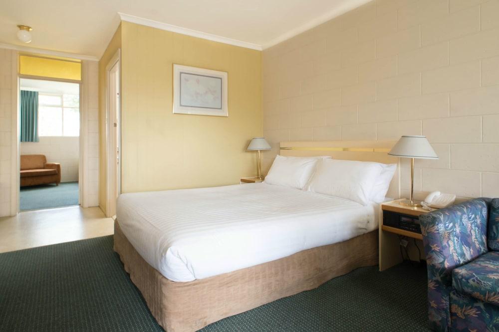 Comfort Inn Devonport Exterior photo