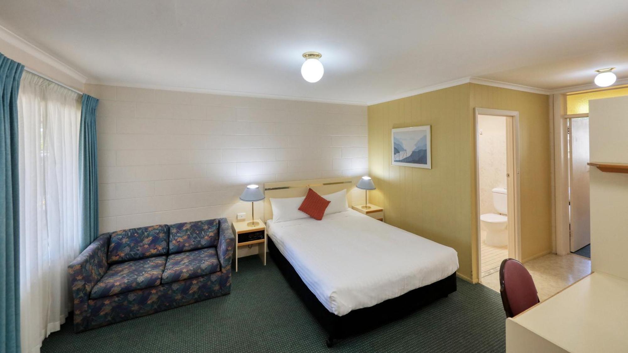 Comfort Inn Devonport Exterior photo