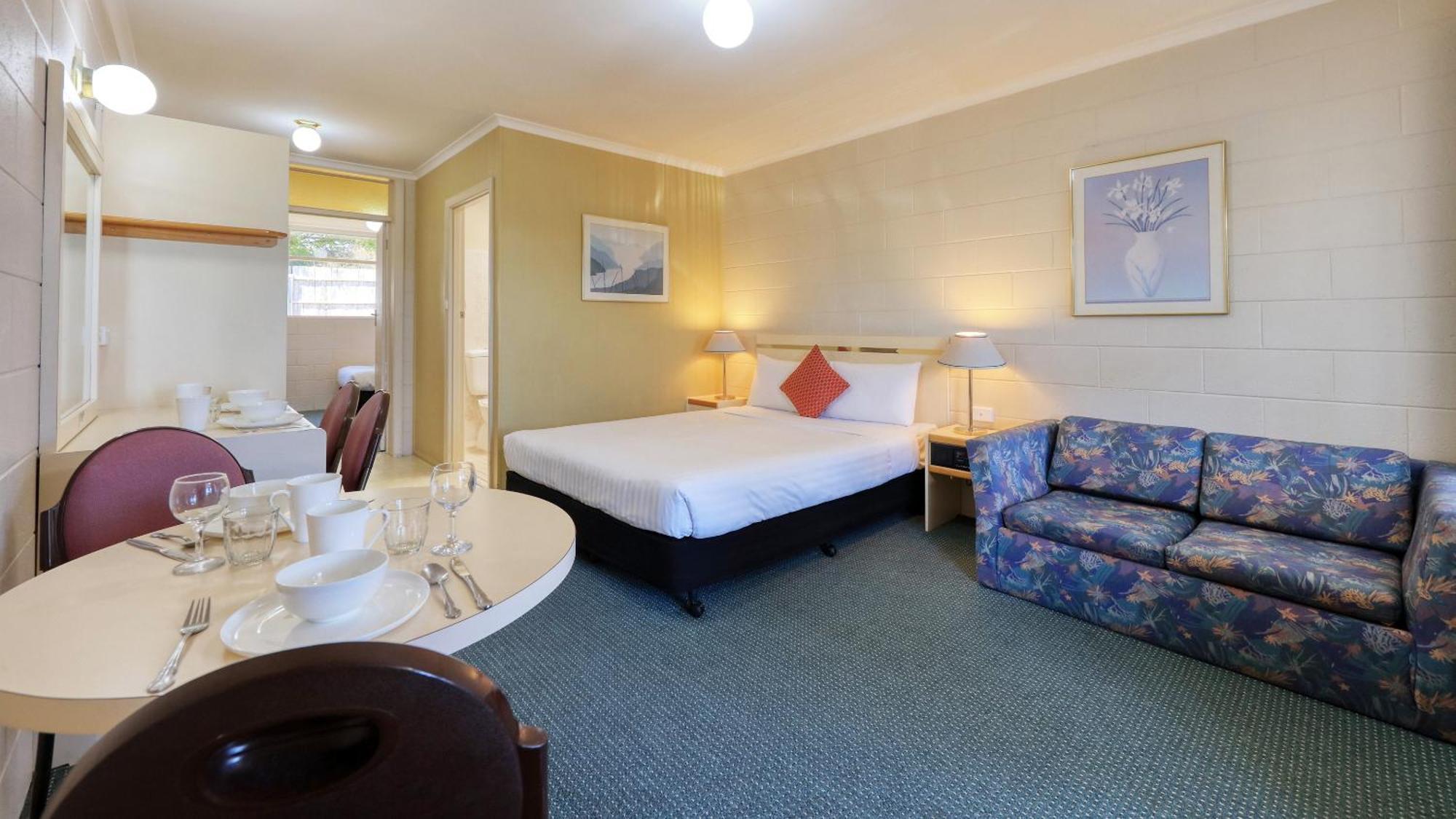 Comfort Inn Devonport Exterior photo