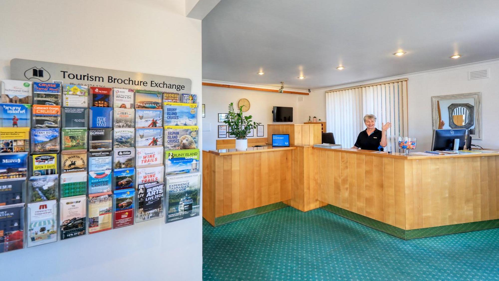 Comfort Inn Devonport Exterior photo