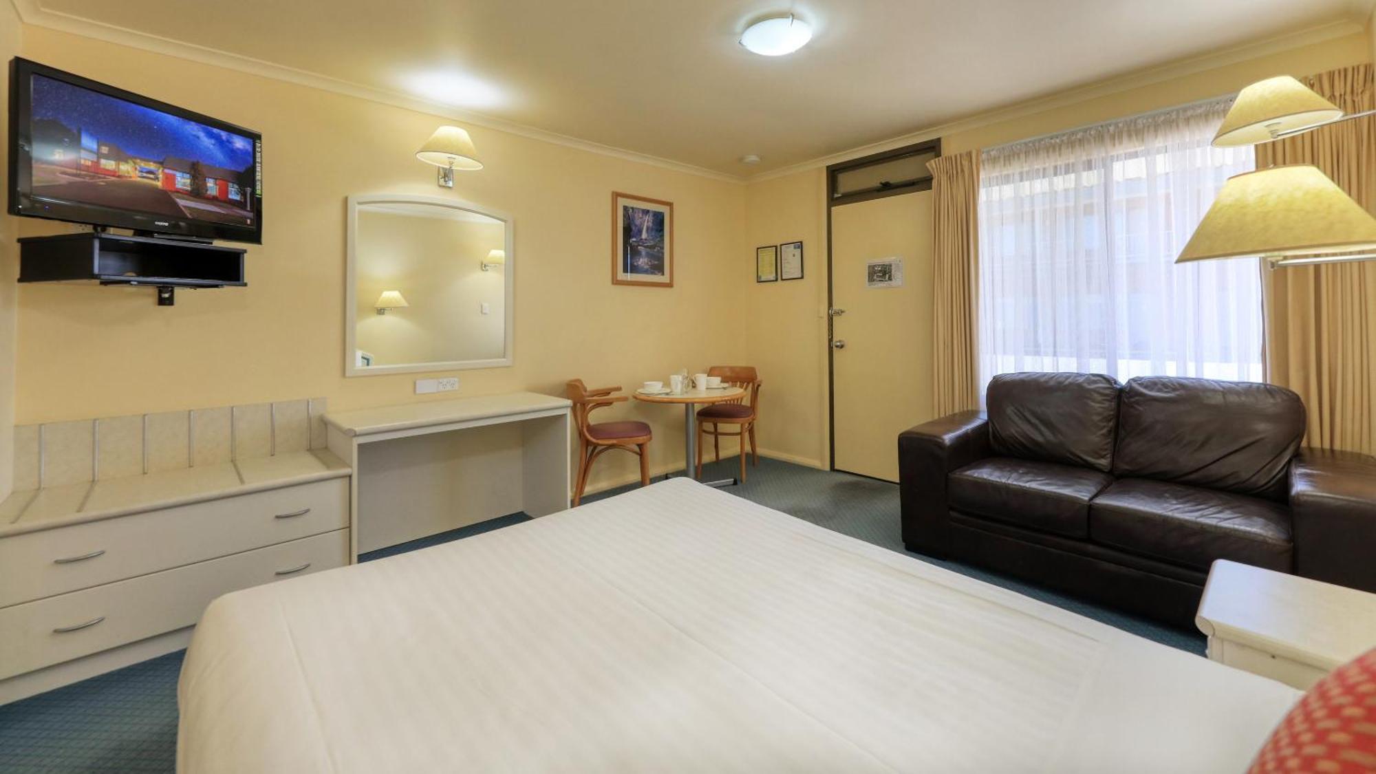 Comfort Inn Devonport Exterior photo