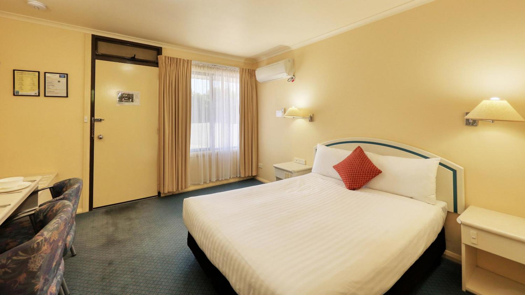 Comfort Inn Devonport Exterior photo