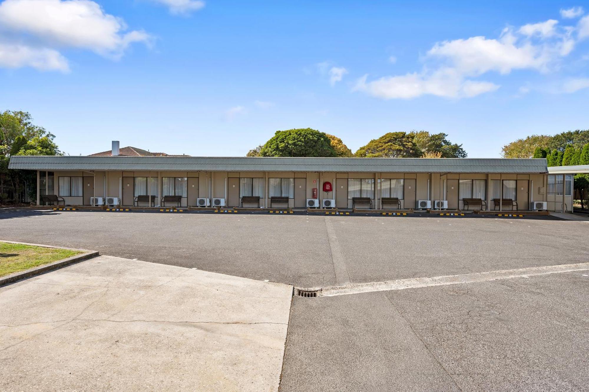 Comfort Inn Devonport Exterior photo