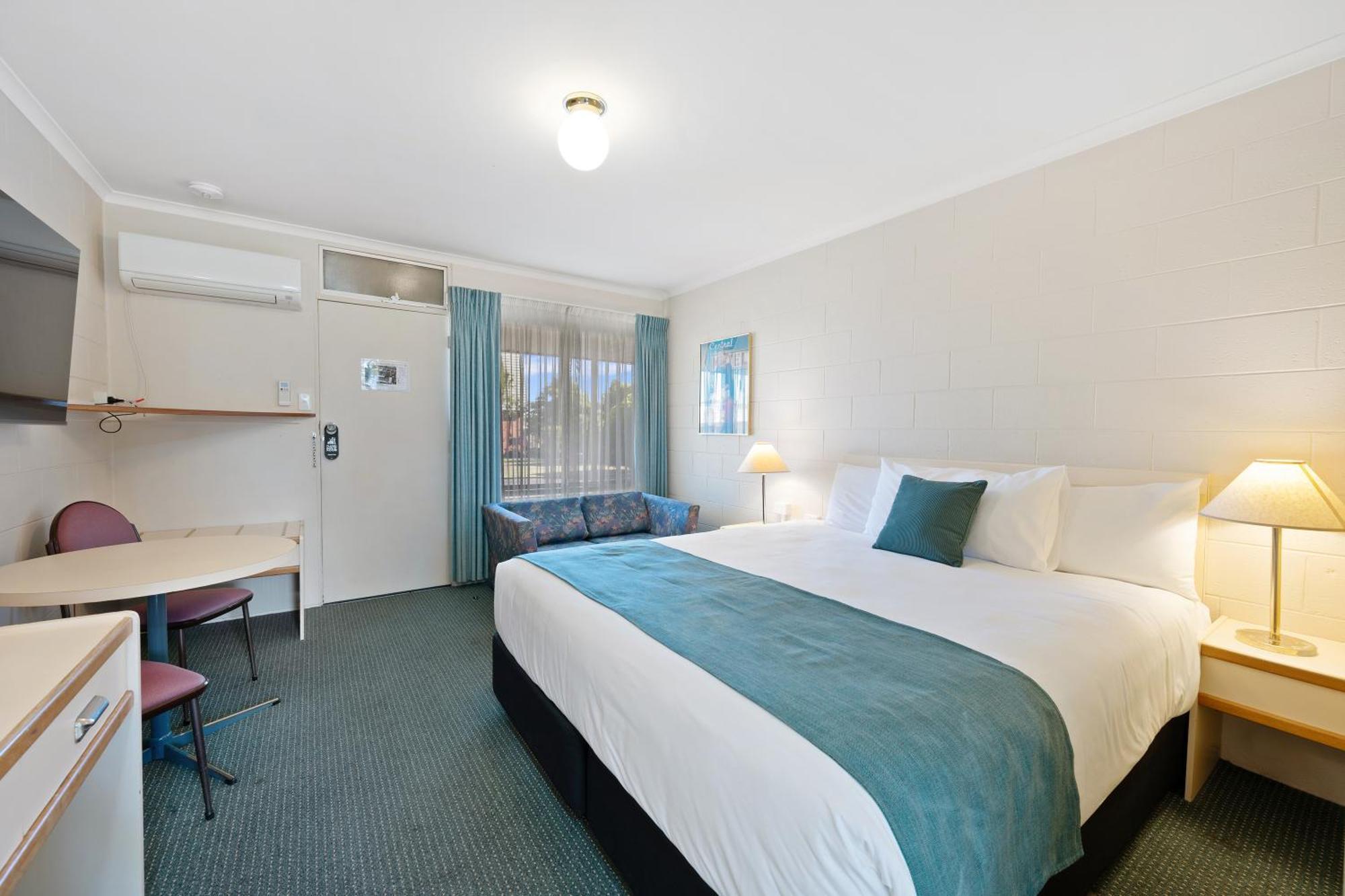 Comfort Inn Devonport Exterior photo